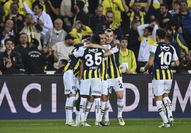 Foto - İrfan Can Kahveci için Fenerbahçe’ye komik teklif! Yönetim hiç düşünmedi bile… Yok artık!