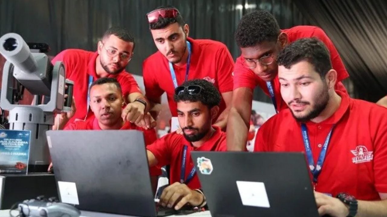 Foto - Irkçı Ümit Özdağ’ın ülkeye bu kadarcık faydası var mı? Mısırlı öğrenciden Türk savunma sanayisine katkı