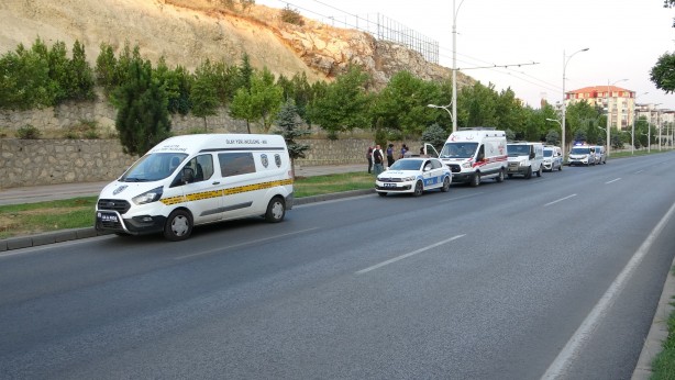 Foto - İş adamı iple ağaca asılı halde ölü bulundu