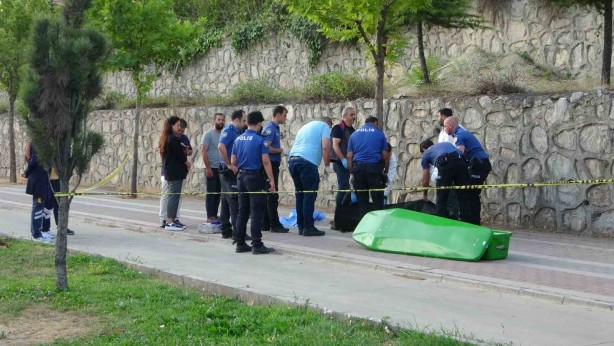 Foto - İş adamı iple ağaca asılı halde ölü bulundu