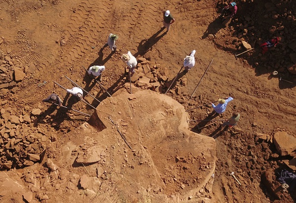 Foto - İş beğenmeyenlere gelsin! Ekmek parası için neler yapıyorlar neler
