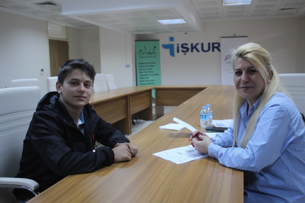 Foto - İş mi yok yoksa çalışmak isteyen mi? Böyle iş görüşmesi görülmedi