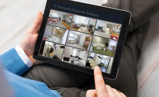 Foto - İş yerinde gizli kayıt skandalı! Soyunma odasını izlemiş: Çıplak görüntülerimiz elinde!