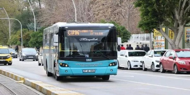 Foto - "İş yok iş" diyenler, bu haber size! Bu maaşa çalıştıracak şoför bulamıyor