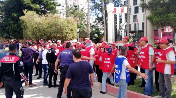 Foto - İşçi düşmanı: CHP! Haklarını arayan emekçileri bakın neyle suçladılar