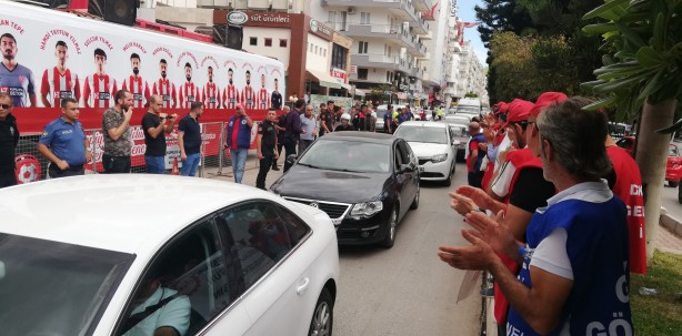 Foto - İşçi düşmanı: CHP! Haklarını arayan emekçileri bakın neyle suçladılar