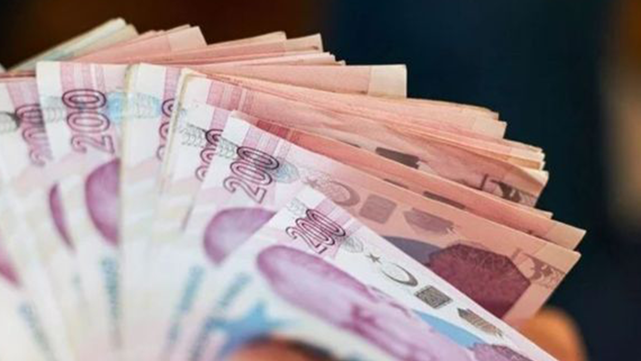 Foto - İşçi kesimi çılgına dönecek! Patronlar asgari ücrette o rakama karşı çıktı