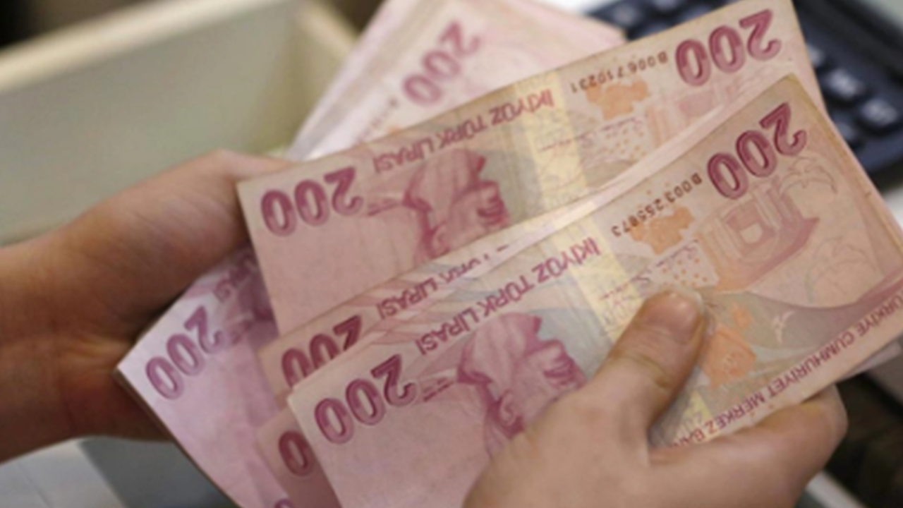 Foto - İşçi kesimi çılgına dönecek! Patronlar asgari ücrette o rakama karşı çıktı