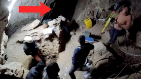 İşçiler 4000 yıllık mağaraya önce kendileri girdi... Aşağıda karşılaştıkları manzara sonrası şok oldular! Tam 7 bin tane çıkarıldı