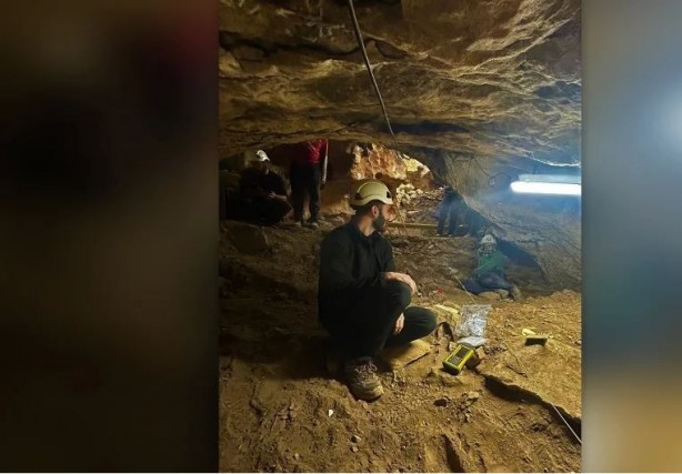 Foto - İşçiler 4000 yıllık mağaraya önce kendileri girdi... Aşağıda karşılaştıkları manzara sonrası şok oldular! Tam 7 bin tane çıkarıldı