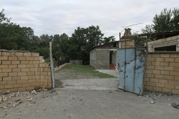 Foto - İşgalci Ermenistan'ın gücü ancak masumlara yetiyor!