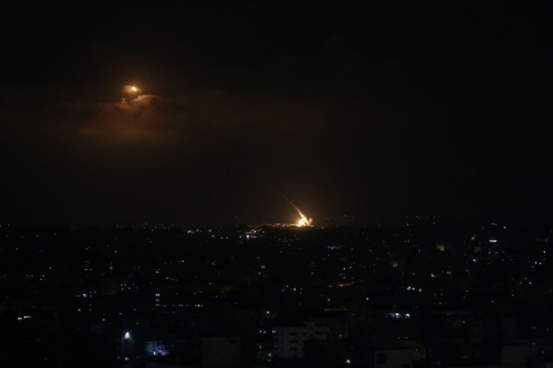 Foto - İşgalci İsrail'de sirenler çaldı! Gazze'den roket atıldı