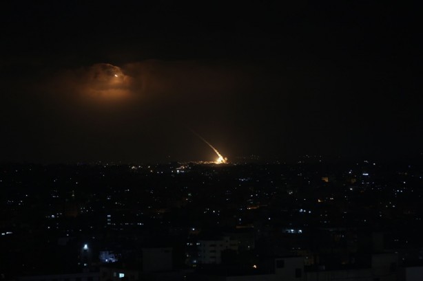 Foto - İşgalci İsrail'de sirenler çaldı! Gazze'den roket atıldı