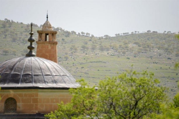 Foto - Işığın düştüğü türbe
