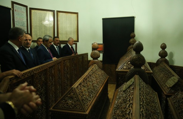 Foto - 'Işık Hadisesi'ni izlemek için sabah namazında bir araya geldiler