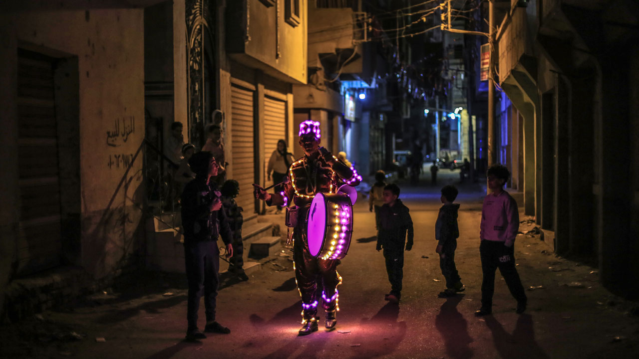 Foto - Işıklı Ramazan davulcusu: Sahurda atıyla sokak sokak geziyor