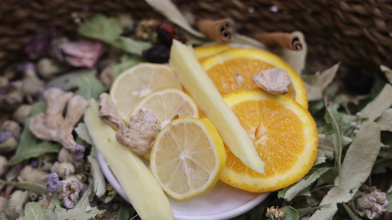 Foto - İşin uzmanından altın tavsiye! Kış boyunca hasta olmamak için bu çayı mutlaka hazırlayın