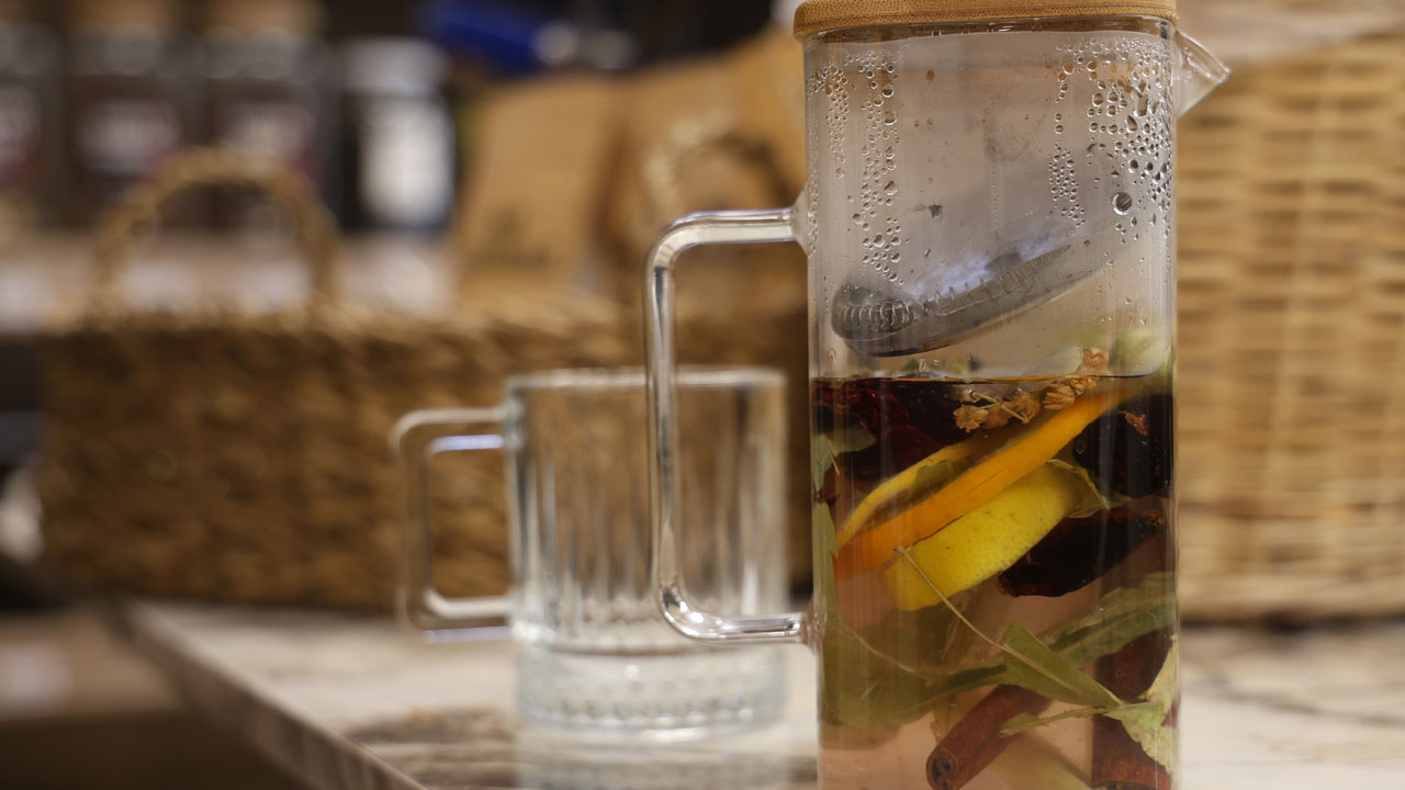 Foto - İşin uzmanından altın tavsiye! Kış boyunca hasta olmamak için bu çayı mutlaka hazırlayın