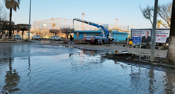 Foto - İskenderun Sahili'nde su çekiliyor