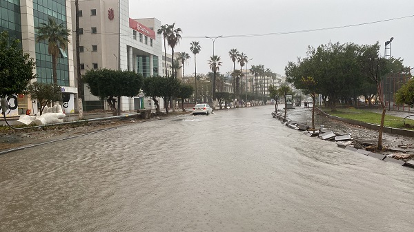 Foto - İskenderun’u bu kez sağanak vurdu