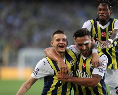 Foto - İskoçların gözü, Türkiye'deki o yıldıza çevrildi! Kaşımaya başladılar...