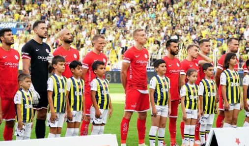 Foto - İskoçların gözü, Türkiye'deki o yıldıza çevrildi! Kaşımaya başladılar...