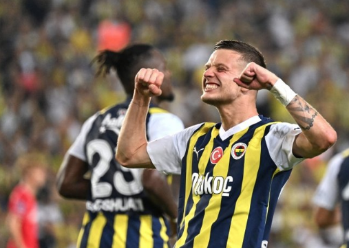 Foto - İskoçların gözü, Türkiye'deki o yıldıza çevrildi! Kaşımaya başladılar...