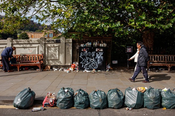 Foto - İskoçya'da çöp yığınları! Fare istilası kapıda