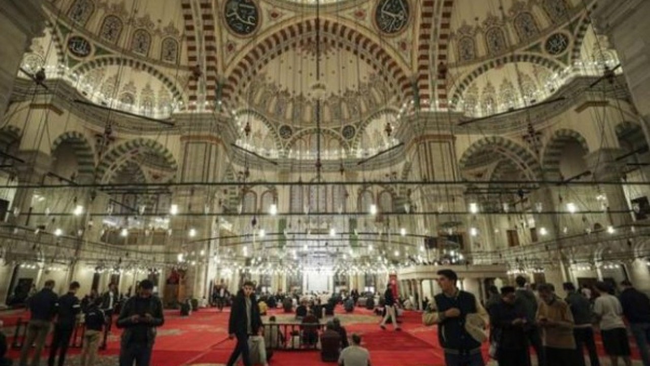 Foto - İslam dünyasının en önemli günleri! Regaib Kandili ne zaman?