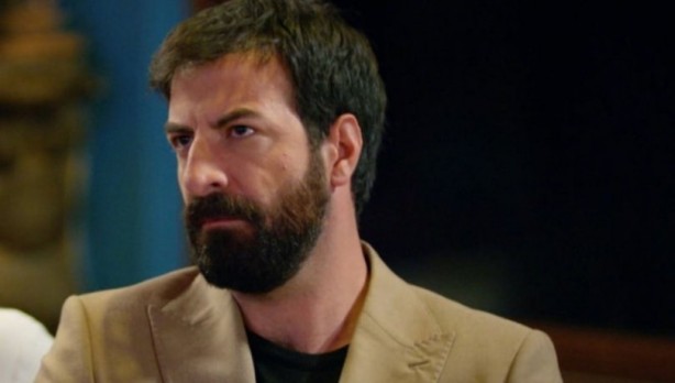 Foto - İslam düşmanlığı yapan Arka Sokaklar dizisini teker teker terk ediyorlar