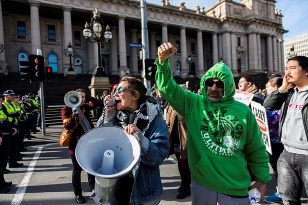 İslam karşıtları Avustralya'yı karıştırdı! 