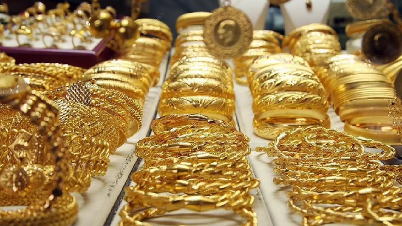 Foto - İslam Memiş bir kez daha uyardı: Altının fiyatına değil ne kadar çok alabileceğinize odaklanın! Gramda 6 bin lira çok yakın