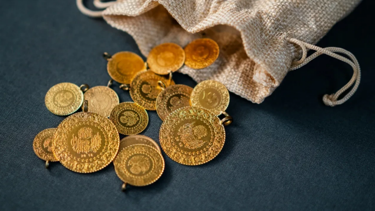 Foto - İslam Memiş bir kez daha uyardı: Altının fiyatına değil ne kadar çok alabileceğinize odaklanın! Gramda 6 bin lira çok yakın