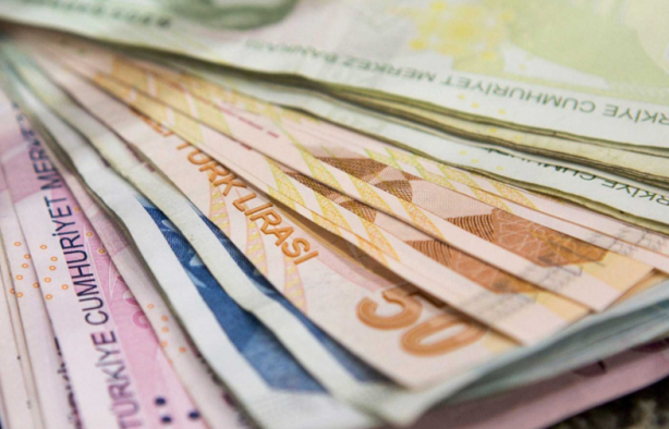 Foto - İslam Memiş çılgına döndü! "300 bin TL’si olan niye ev araba alsın" diyerek Türkiye'deki skandalı duyurdu