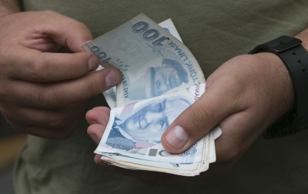 Foto - İslam Memiş çılgına döndü! "300 bin TL’si olan niye ev araba alsın" diyerek Türkiye'deki skandalı duyurdu