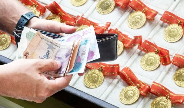 Foto - İslam Memiş 'Çok az kaldı' diyerek altın fiyatlarını etkileyecek tarihi açıkladı