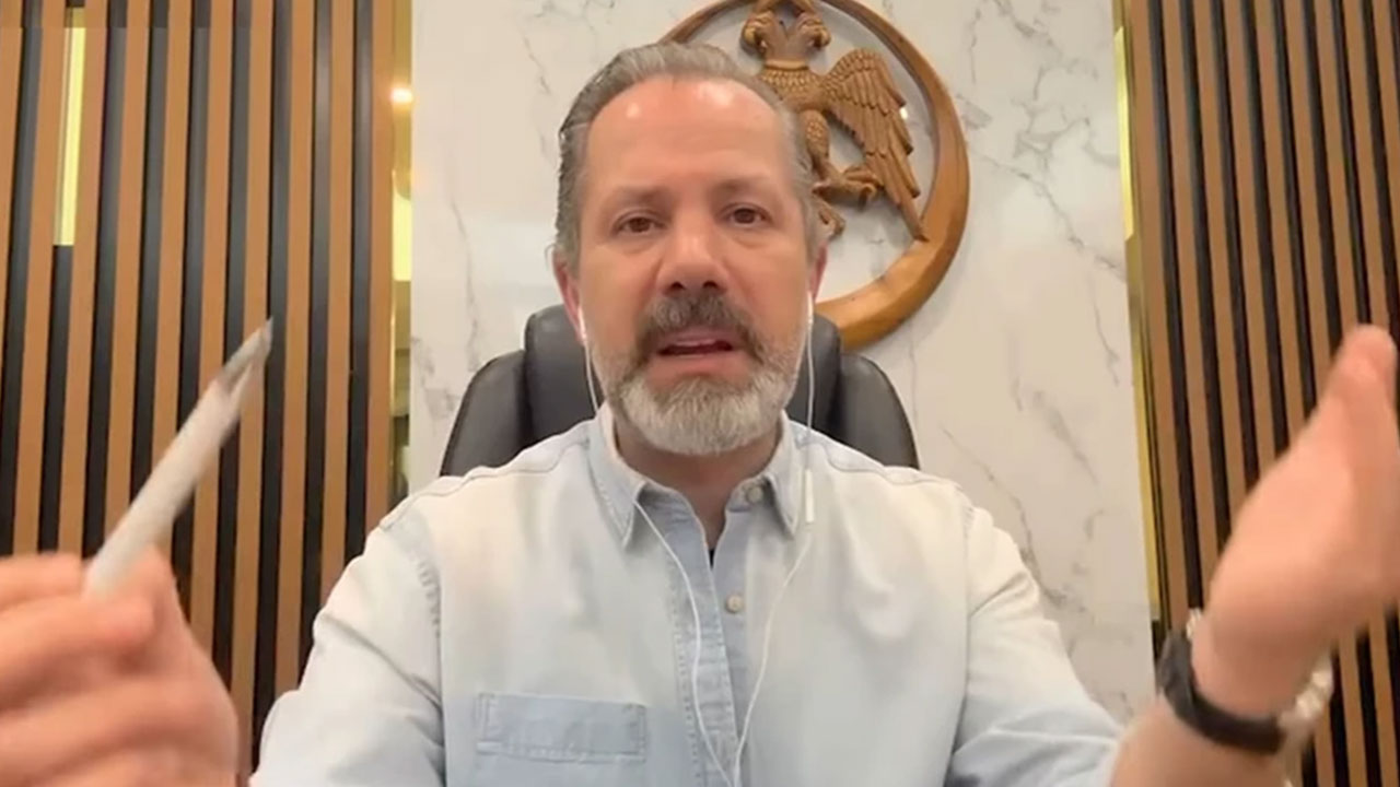 İslam Memiş, hükümetin çok yakında vereceği büyük müjdeyi canlı yayında duyurdu