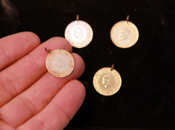 Foto - İslam Memiş 'kendinize şunu sorun' diyerek uyardı! Gram altın alacaklar dikkat