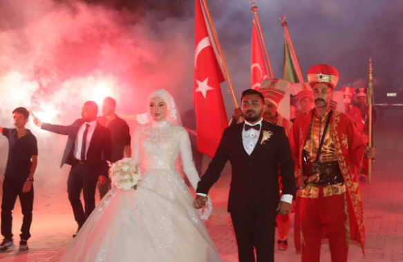 Foto - İslam onları birbirine bağladı! Burdurlu Meryem Hindistan'a gelin gitti