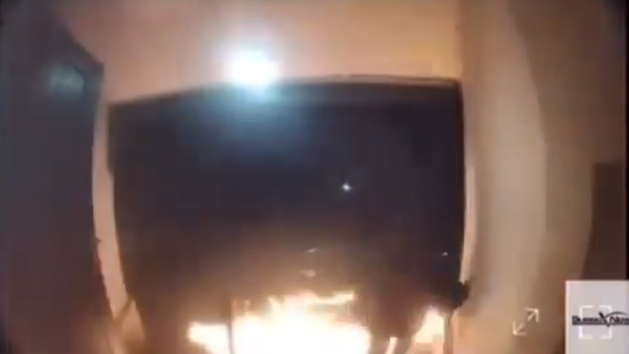 Foto - İslam’ın hızla yayıldığı Avrupa ülkesinde cami kundaklandı!