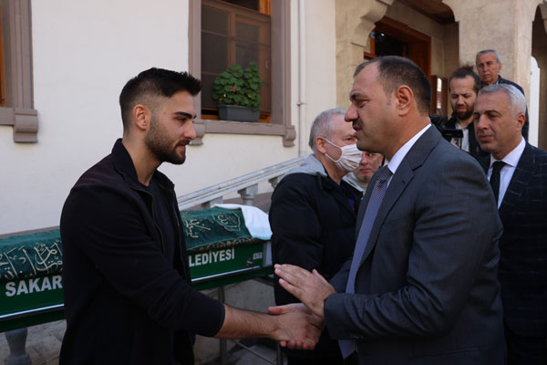 Foto - İsmail Cerrahoğlu Hakk'a uğurlandı