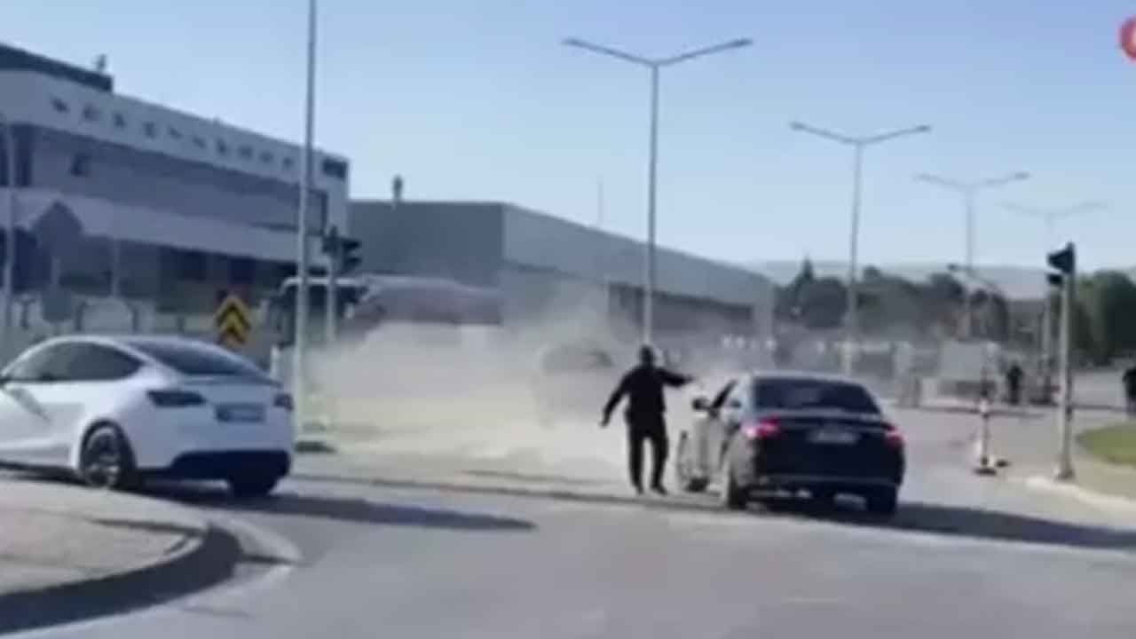 Foto - İsmail Hakkı Pekin, TUSAŞ'a saldırı emrinin kimler tarafından verildiğini açıkladı