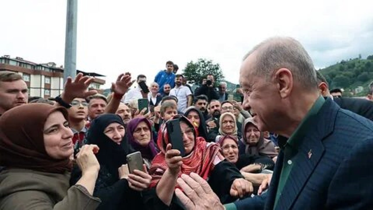 İsmail Kahraman’dan Rize’deki dev esere övgü dolu sözler! 