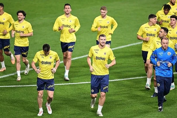 Foto - İsmail Kartal, isim isim sıraladı! Takımın son halini güncelledi! Bu ay kelleler alınıyor...