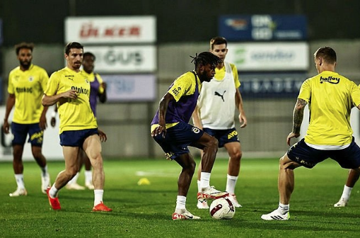 Foto - İsmail Kartal onay verdi! Fenerbahçe'ye yıldız orta saha geliyor