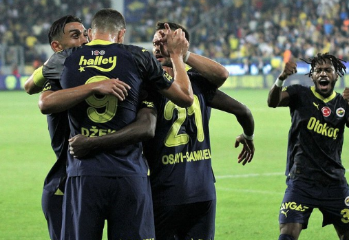 Foto - İsmail Kartal onay verdi! Fenerbahçe'ye yıldız orta saha geliyor