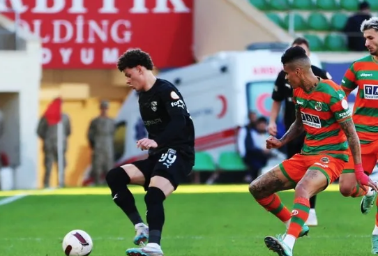 Foto - İsmail Kartal yerli golcü olarak istemişti: Beklenmedik gelişme Türkiye'ye duyuruldu: Süper Ligi sallayan keşif: Bu kadarı hakikaten beklenmiyordu…