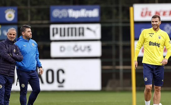 Foto - İsmail Kartal’dan tam cinlik hareket! Çalışmaları kapsamında yenilendi: Devler arasında yer alıyordu: 