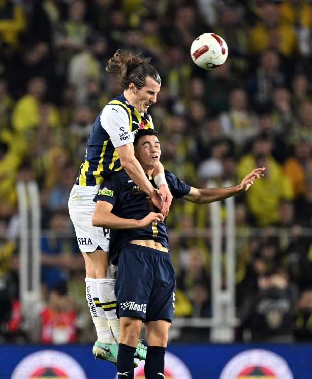 Foto - İsmail Kartal’dan tüm Fenerbahçelileri sevince boğacak karar! "Helal olsun" dedirten müjdeyi nihayet verdi!