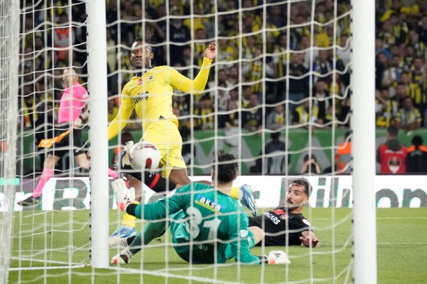 Foto - İsmail Kartal'ın inadı Fenerbahçe'yi yaktı! İstenmeyen adam oldu: Herkesi şaşırttı…